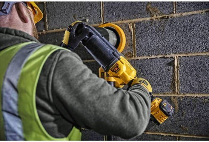 Дриль акумуляторний безщітковий DeWALT DCD470N