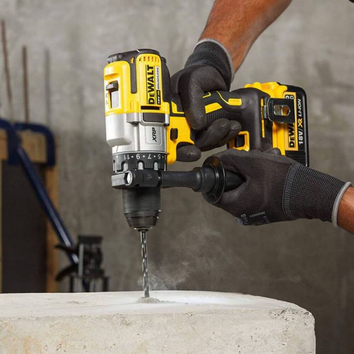 Дрель-шуруповерт аккумуляторная бесщёточная DeWALT DCD991NT+DCB187