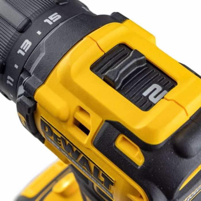 Дриль-шуруповерт акумуляторна безщіткова ударна DeWALT DCD709M2T