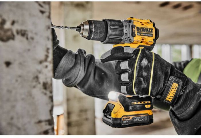 Дрель-шуруповёрт аккумуляторная бесщёточная ударная DeWALT DCD805E2T