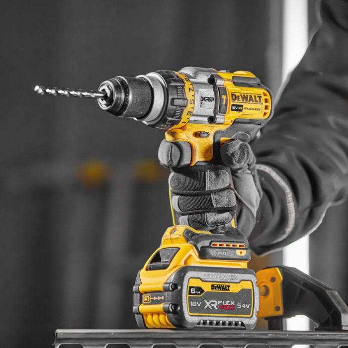 Дриль-шуруповертний акумуляторний безщітковий ударний DeWALT DCD999NT