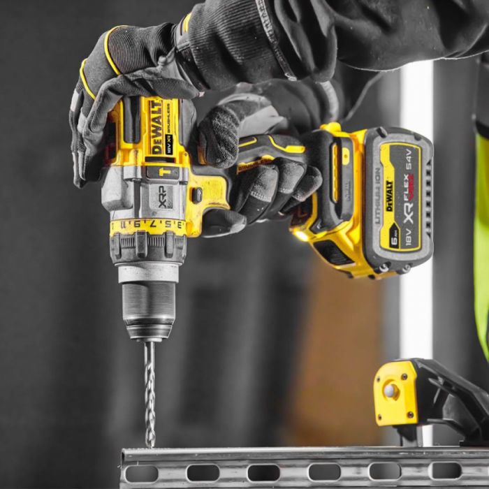 Дриль-шуруповертний акумуляторний безщітковий ударний DeWALT DCD999NT