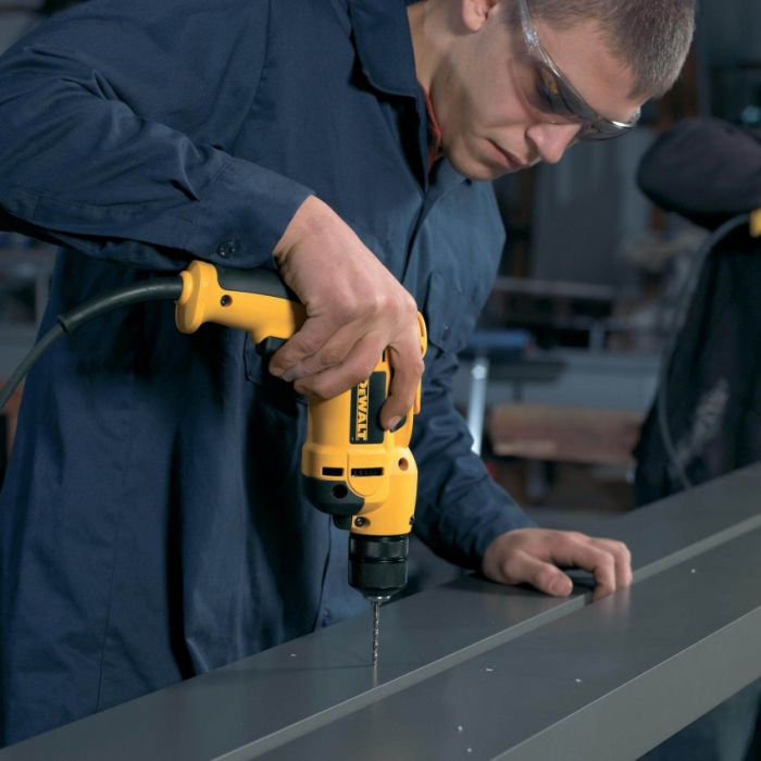 Дриль мережевий DeWALT DWD112S