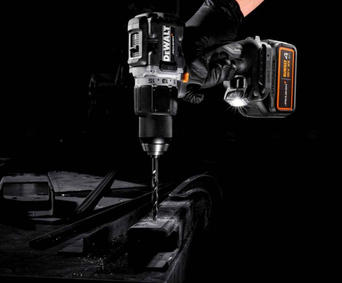 Дриль-шурупокрут ударний McLaren F1 TEAM LIMITED EDITION DeWALT DCD85MM2T