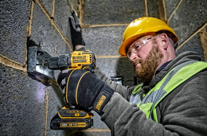 Дриль-шуруповерт акумуляторний безщітковий DeWALT DCD708D2T