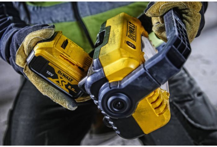 Ліхтар світлодіодний акумуляторний DeWALT DCL077