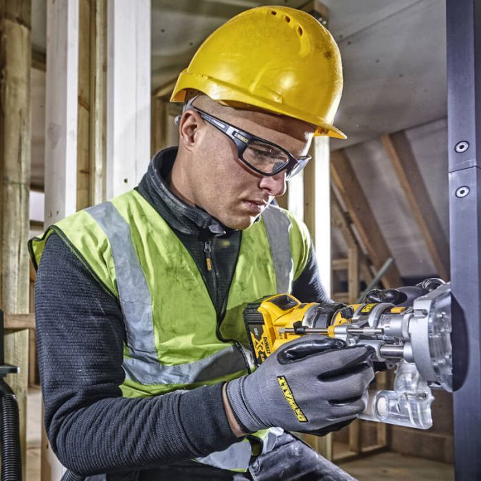 Фрезер акумуляторний безщітковий DeWALT DCW604NT