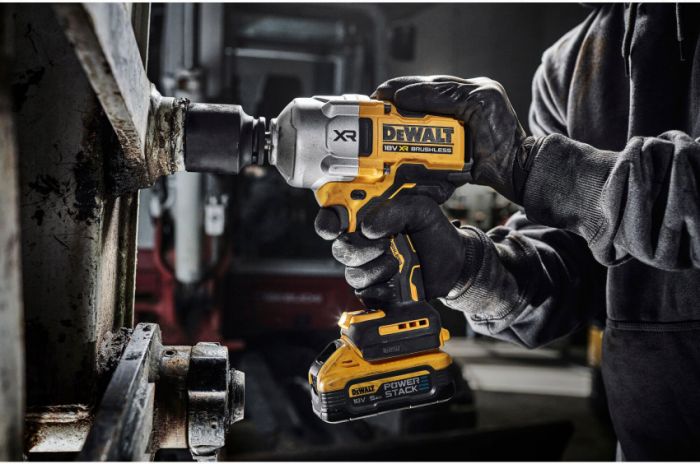 Гайкокрут ударний акумуляторний безщітковий DeWALT DCF961H2T