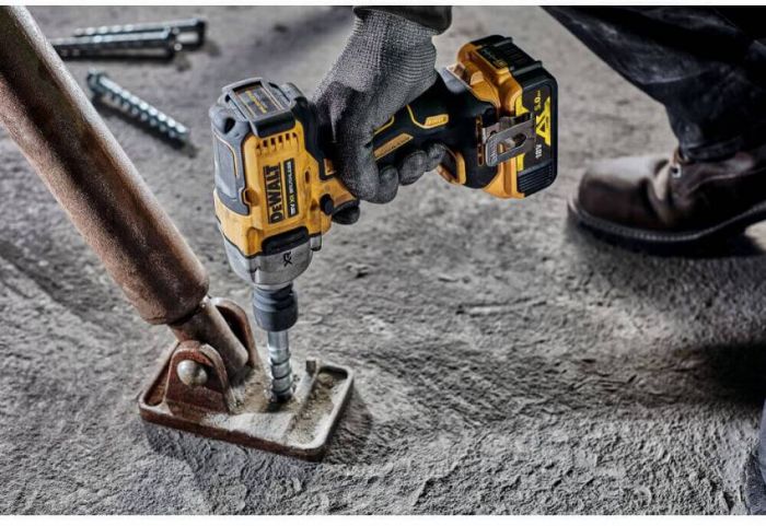 Гайковерт ударний акумуляторний безщітковий DeWALT DCF891NT