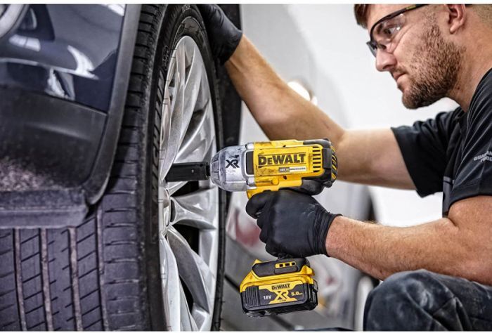 Гайковерт ударний акумуляторний безщітковий DeWALT DCF899N