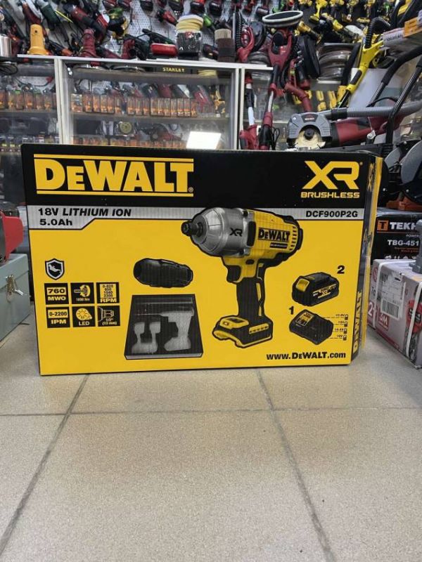 Гайковерт ударний акумуляторний безщітковий 1/2", 1396 Нм, DeWALT DCF900P2G