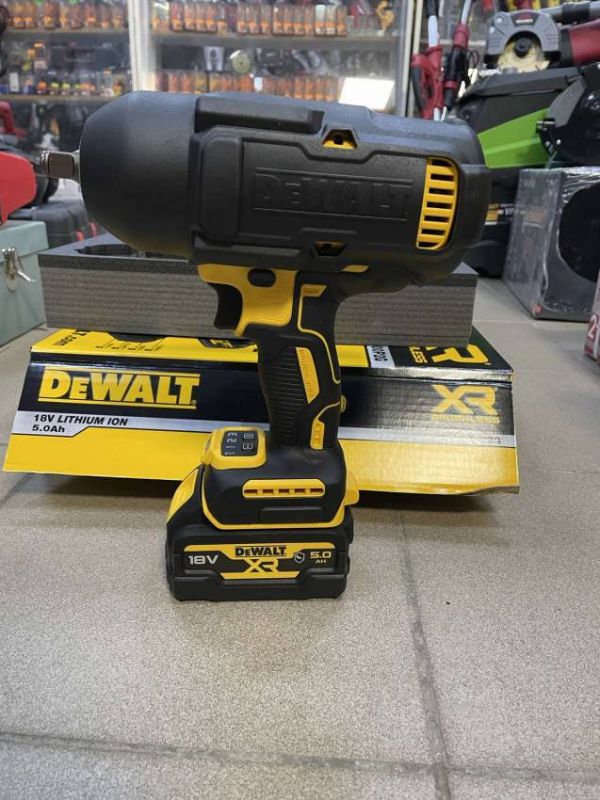 Гайковерт ударний акумуляторний безщітковий 1/2", 1396 Нм, DeWALT DCF900P2G