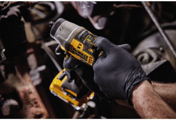 Гайковерт ударний акумуляторний безщітковий DeWALT DCF902D2