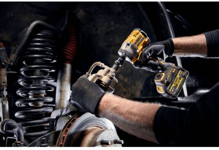 Гайковерт ударний акумуляторний безщітковий DeWALT DCF921P2G