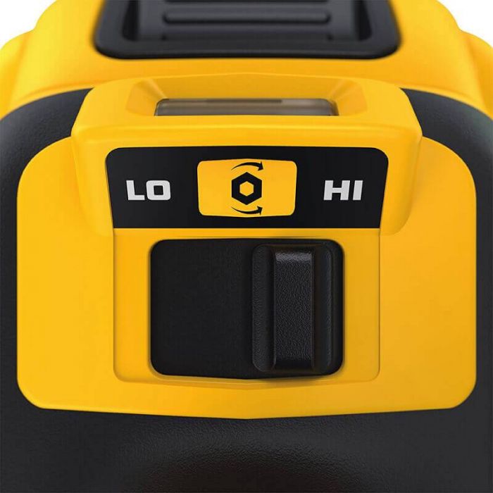 Набір з чотирьох безщеточних інструментів DeWALT DCK428P3T