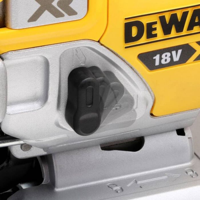 Набір з восьми акумуляторних інструментів DeWALT DCK865P4T