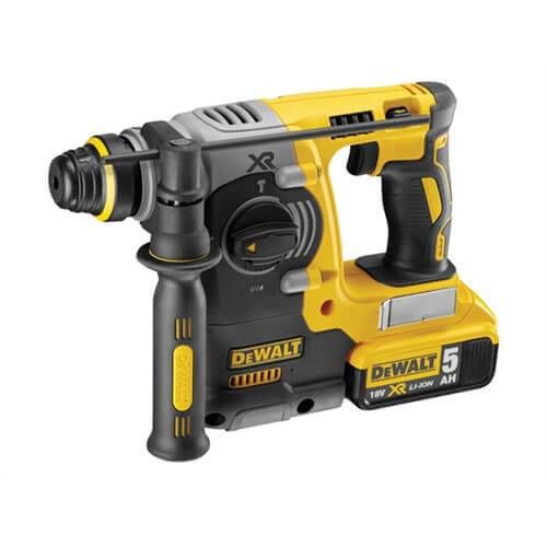 Набір з чотирьох безщеточних інструментів DeWALT DCK428P3T