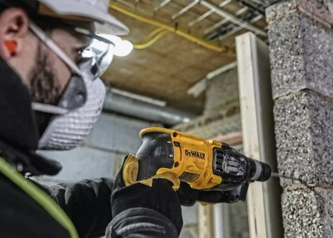 Перфоратор мережевий SDS-Plus DeWALT D25133K