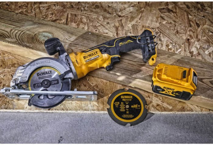 Пила дискова акумуляторна безщіткова DeWALT DCS571P2