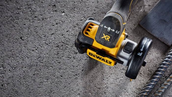 Пила дисковая универсальная аккумуляторная бесщёточная DeWALT DCS438N