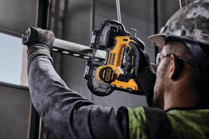 Пила стрічкова акумуляторна безщіткова DeWALT DCS377NT