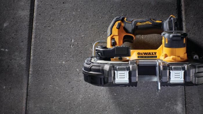 Пила стрічкова акумуляторна безщіткова DeWALT DCS377NT