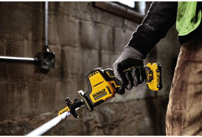 Пила шабельна акумуляторна безщіткова DeWALT DCS312N