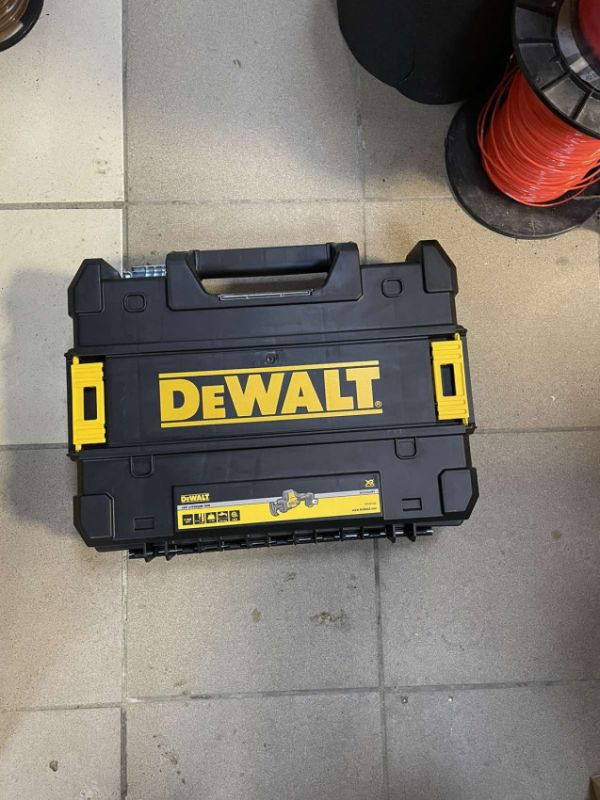 Пила шабельна акумуляторна безщіткова DeWALT DCS369NT