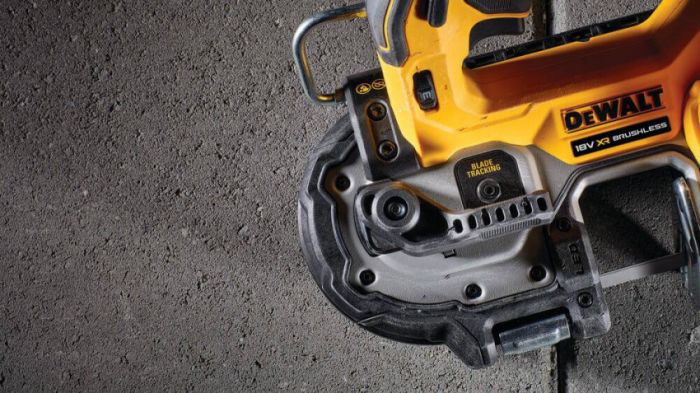 Пила стрічкова акумуляторна безщіткова DeWALT DCS377NT