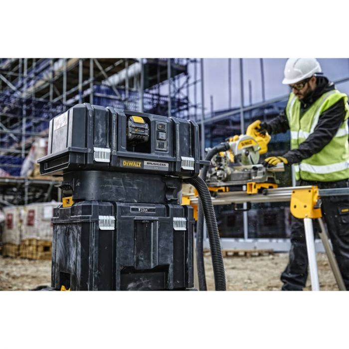 Пилосос акумуляторний безщітковий DeWALT DCV586MN