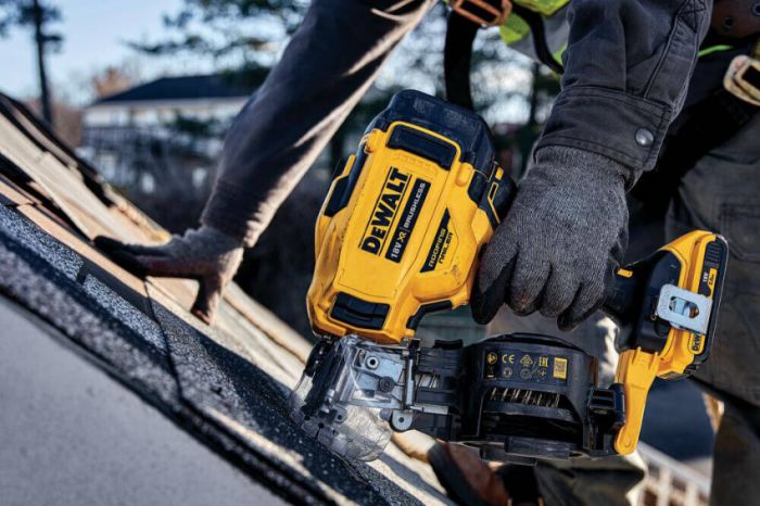 Пістолет гвоздезабивний акумуляторний безщітковий DeWALT DCN45RND2