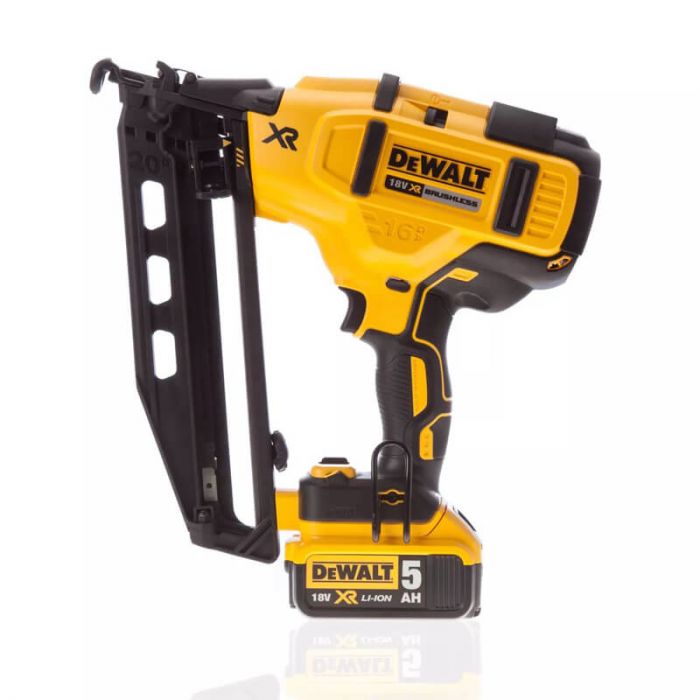 Пістолет гвоздезабивний акумуляторний безщітковий DeWALT DCN660P2