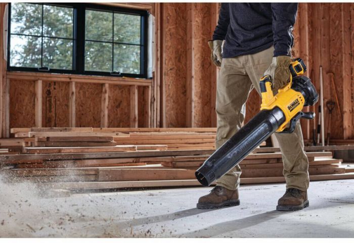 Повітродувка акумуляторна безщіткова DeWALT DCMBL562P1