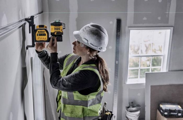 Рівень лазерний лінійний DeWALT DCE089D1G18