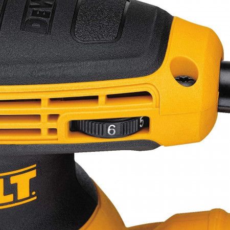 Шліфмашина ексцентрикова мережева DeWALT DWE6423