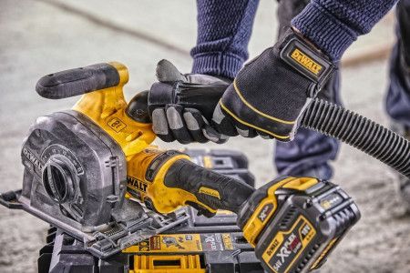 Штроборіз акумуляторний безщітковий DeWALT DCG200NT