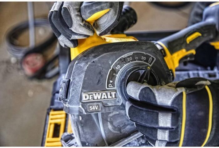 Штроборіз акумуляторний безщітковий, 54В XR FLEXVOLT Li-lon DeWALT DCG200T2