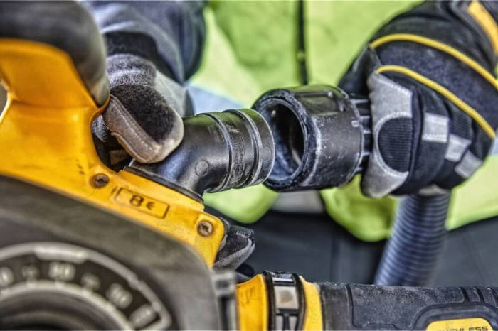 Штроборіз акумуляторний безщітковий DeWALT DCG200NT