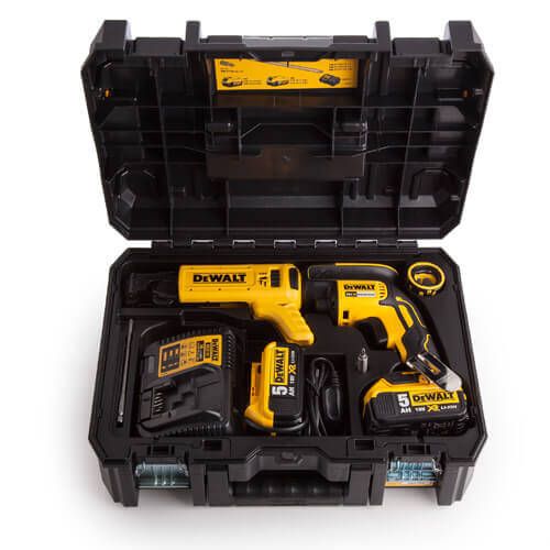 Шуруповерти акумуляторні безщіткові DeWALT DCF620P2K