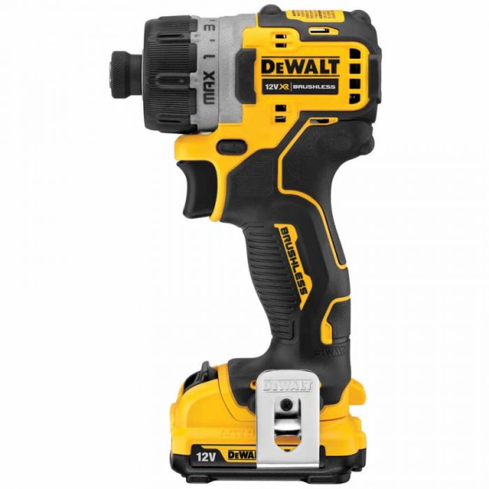 Шуруповерти акумуляторні безщіткові DeWALT DCF601D2