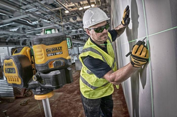 Рівень лазерний лінійний DeWALT DCE089NG18