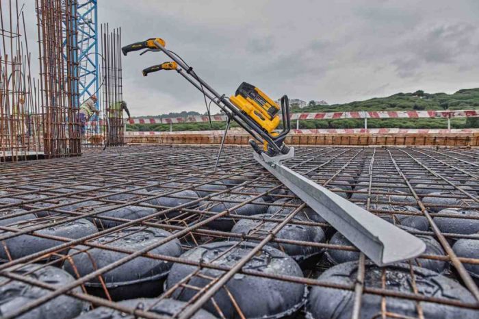 Віброрейка акумуляторна POWERSHIFT DeWALT DCPS330N