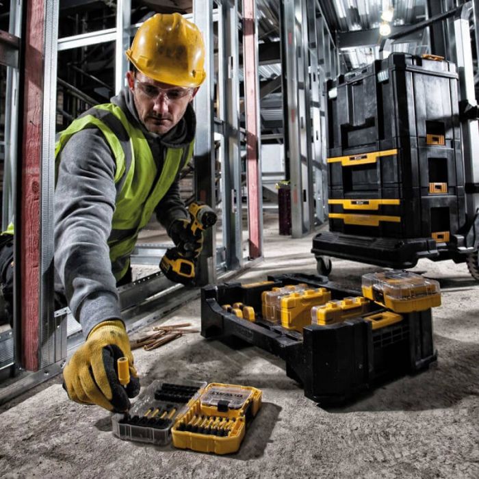 Ящик для зберігання наборів у кейсах TOUGH CASE DeWALT DT70716