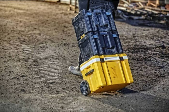 Ящик-охолоджувач T-STAK на колесах DeWALT DWST83281-1